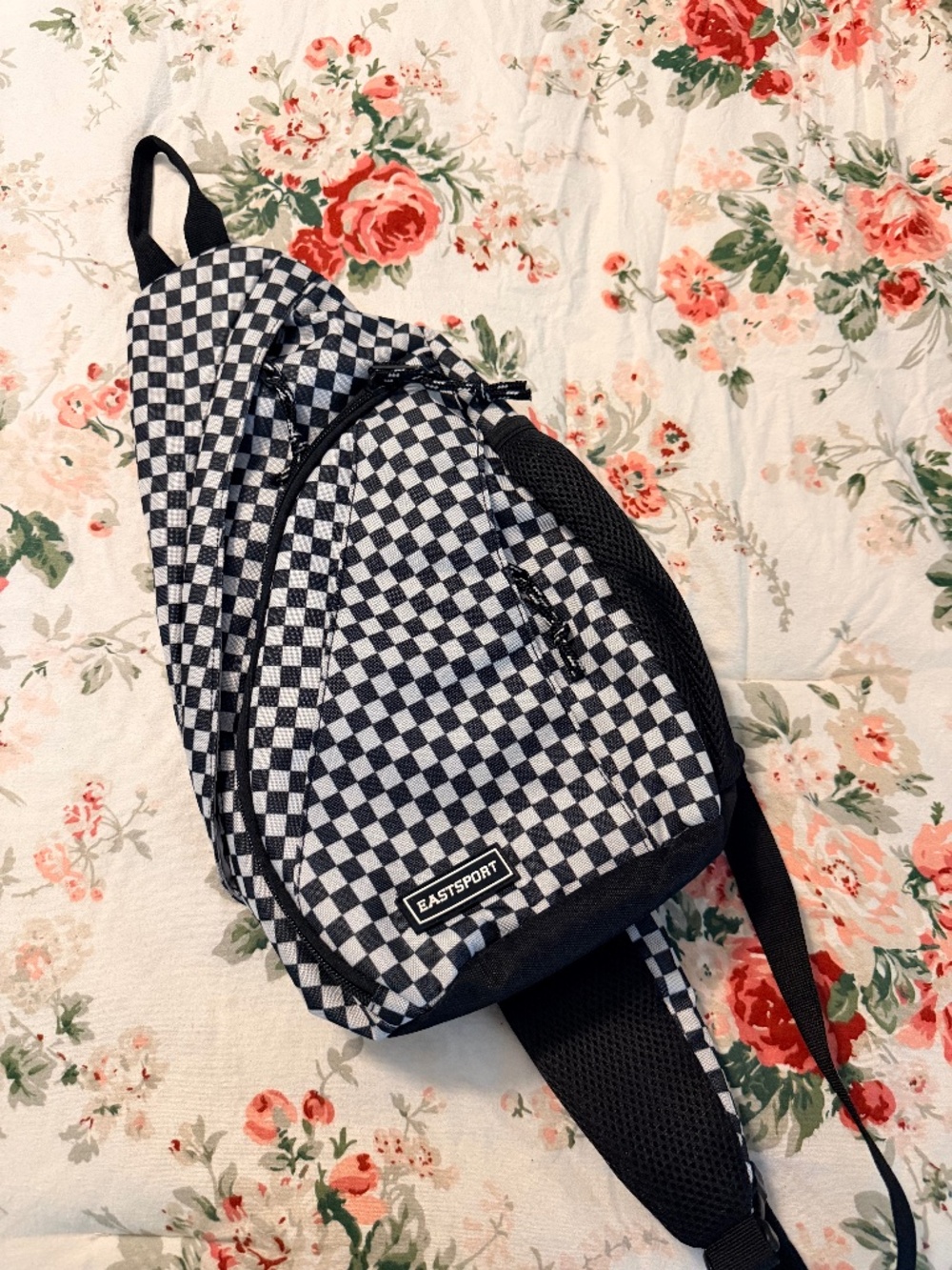 EASTSPORT Black and White Checkerboard Sling Backpack